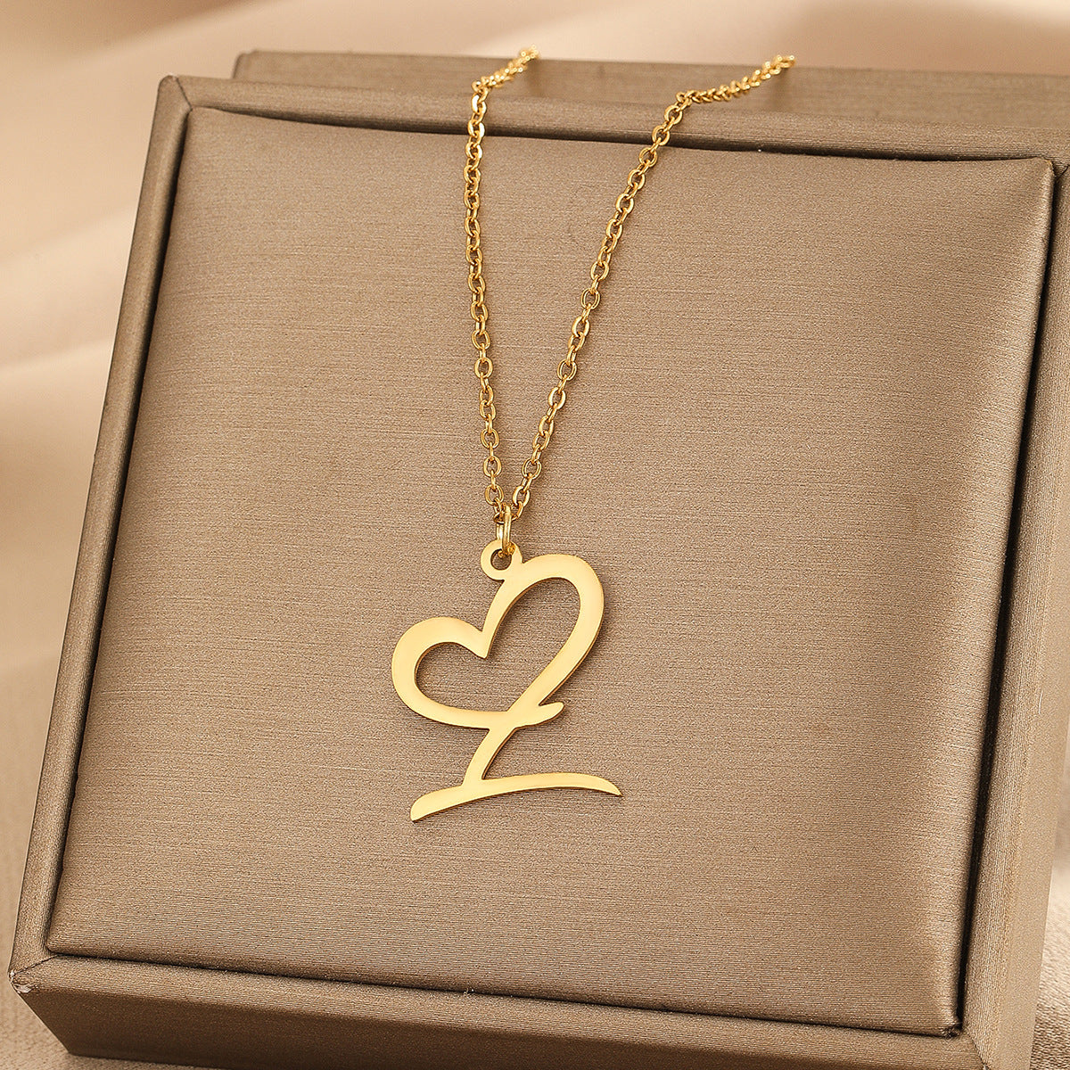 Heart of love 26 letter necklace