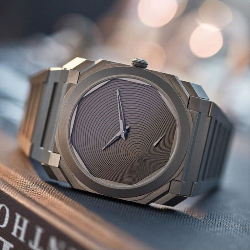 Square-shaped high-end mechanical sports watch